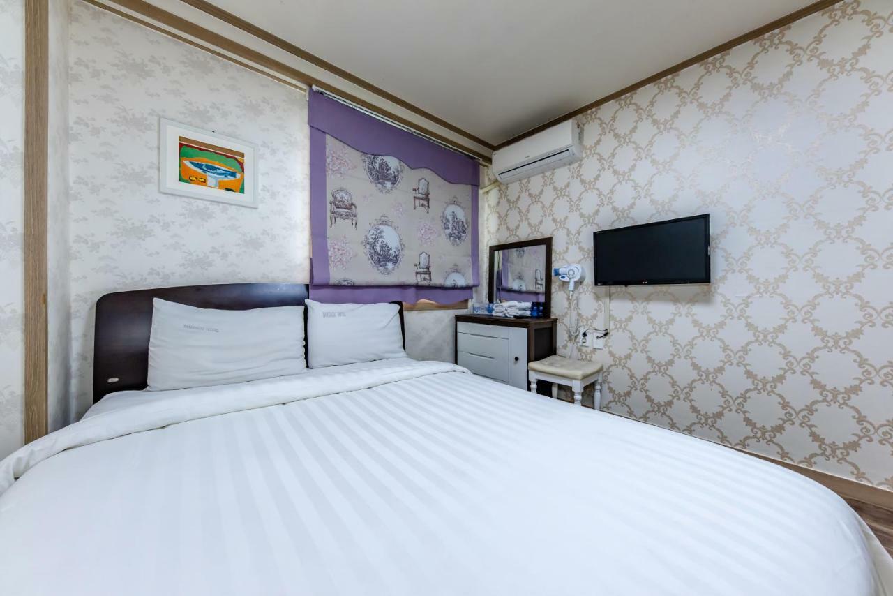 Tamragio Residence Hotel เมืองเชจู ภายนอก รูปภาพ
