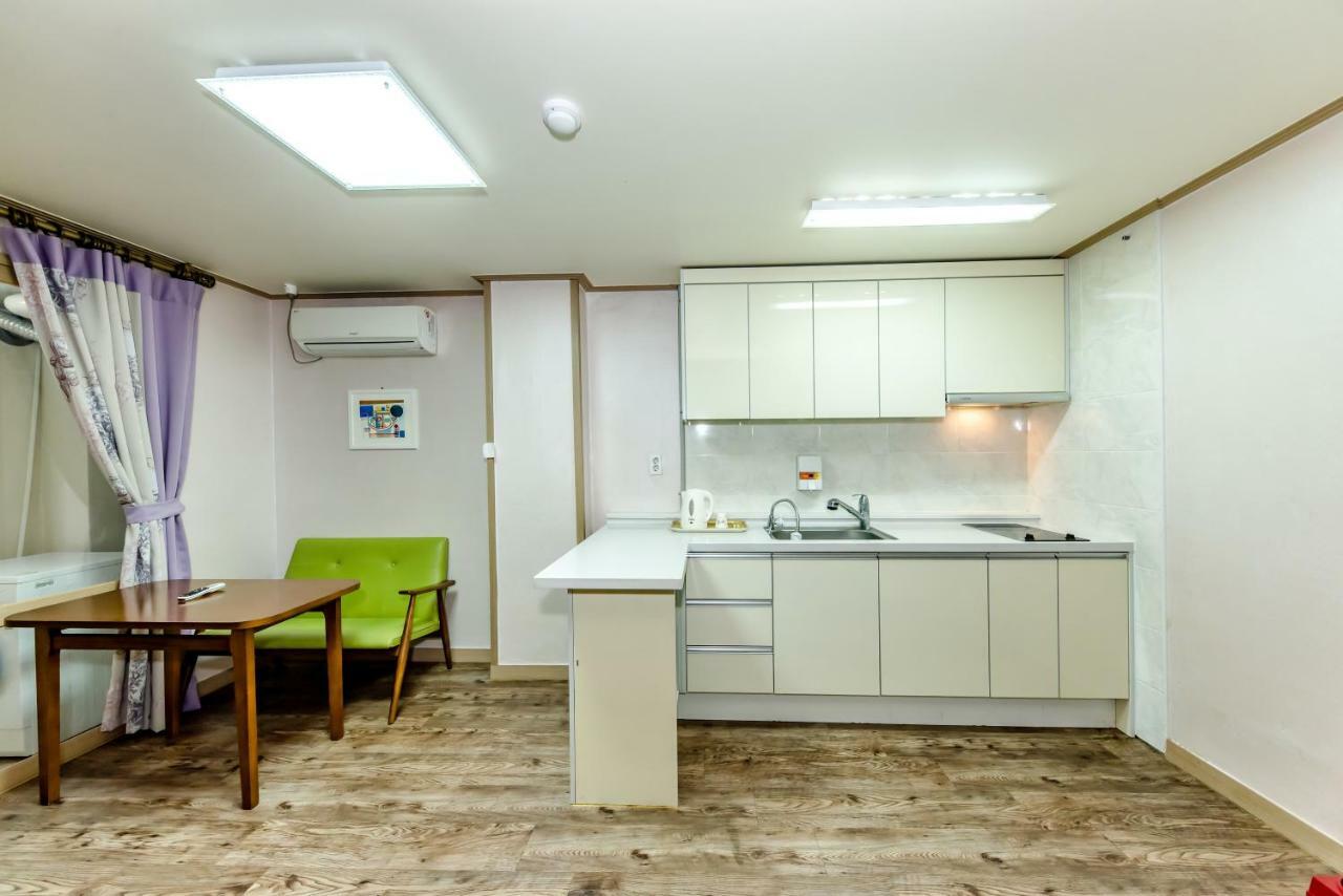 Tamragio Residence Hotel เมืองเชจู ภายนอก รูปภาพ