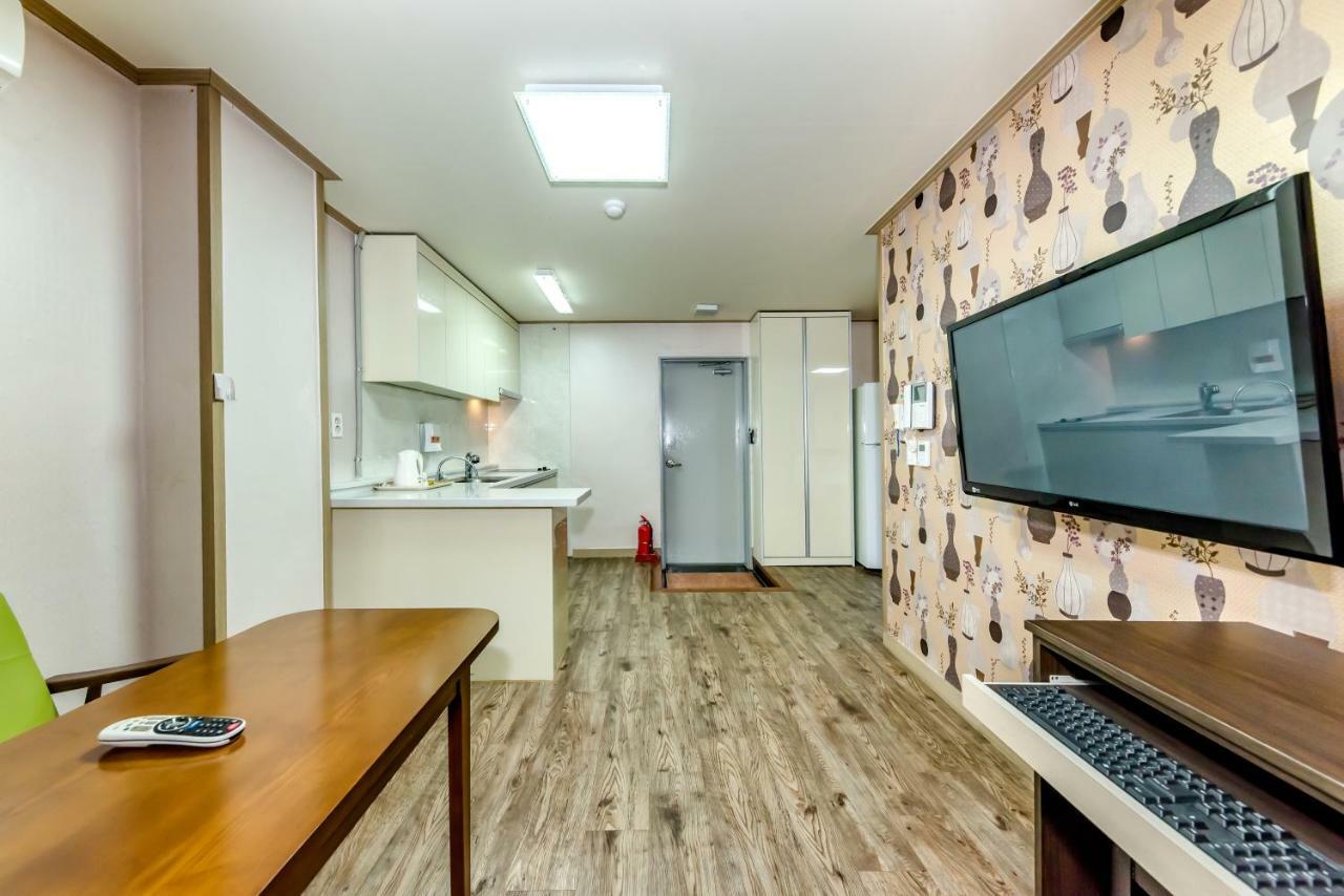 Tamragio Residence Hotel เมืองเชจู ภายนอก รูปภาพ