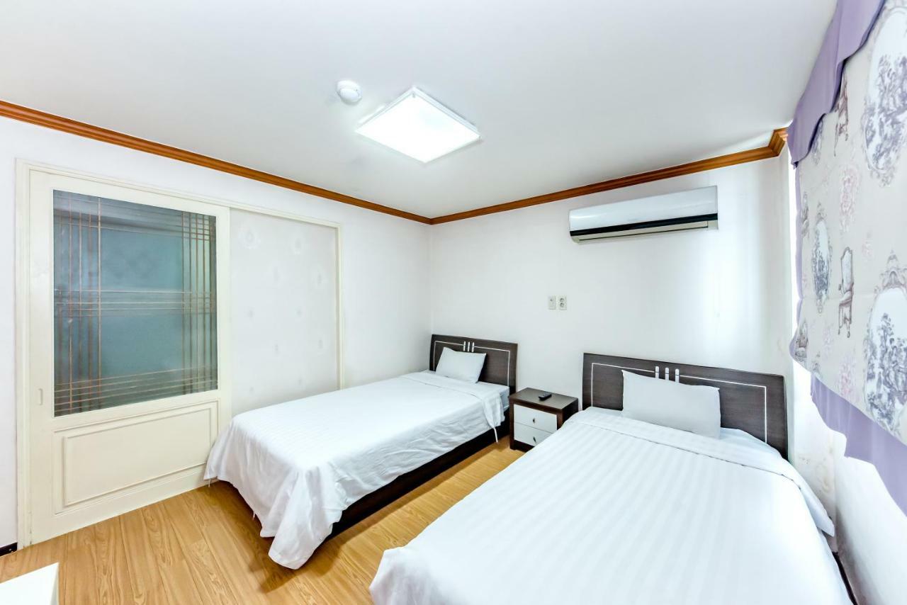 Tamragio Residence Hotel เมืองเชจู ภายนอก รูปภาพ