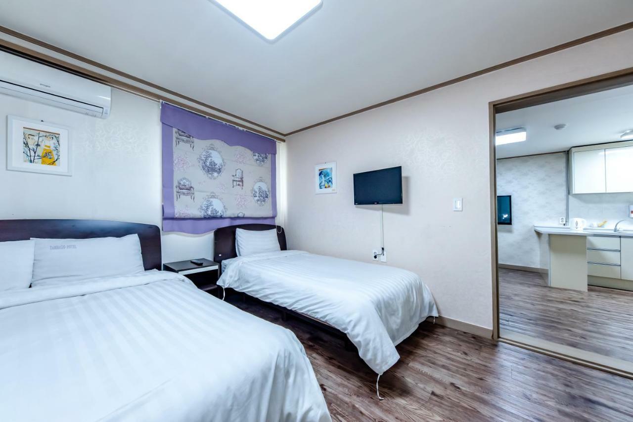 Tamragio Residence Hotel เมืองเชจู ภายนอก รูปภาพ