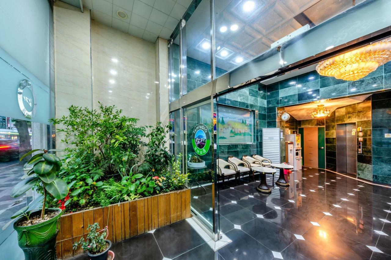 Tamragio Residence Hotel เมืองเชจู ภายนอก รูปภาพ